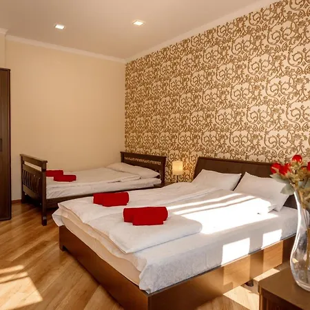 Rynok Square 12 Apartament *